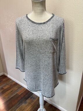 Pink Clover - Soft Heather Gray Women's Long Sleeve Top with Contrast Trim - XL